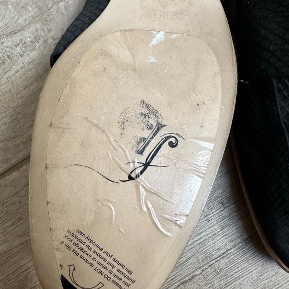 Free People At Ease Black Textured Slip-On Loafers - Picture 5 of 8